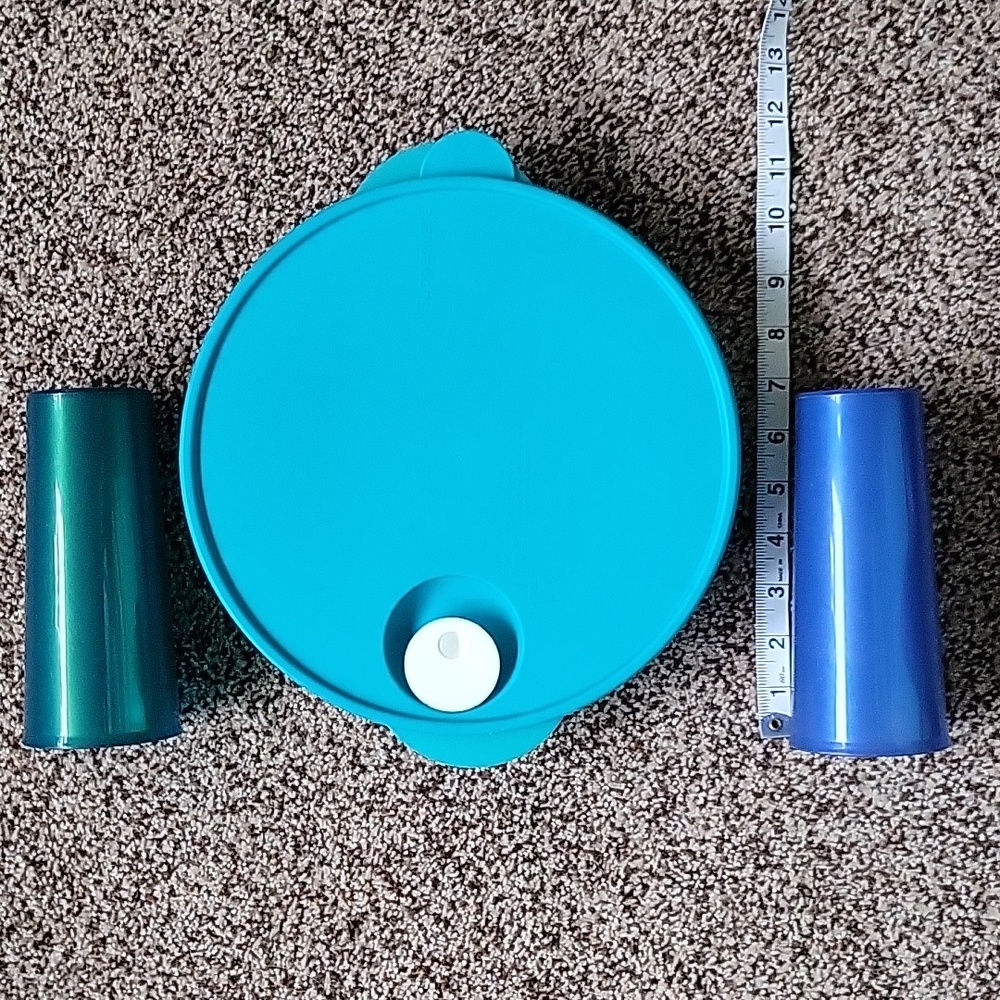 TUPPERWARE - Picture 2 of 8